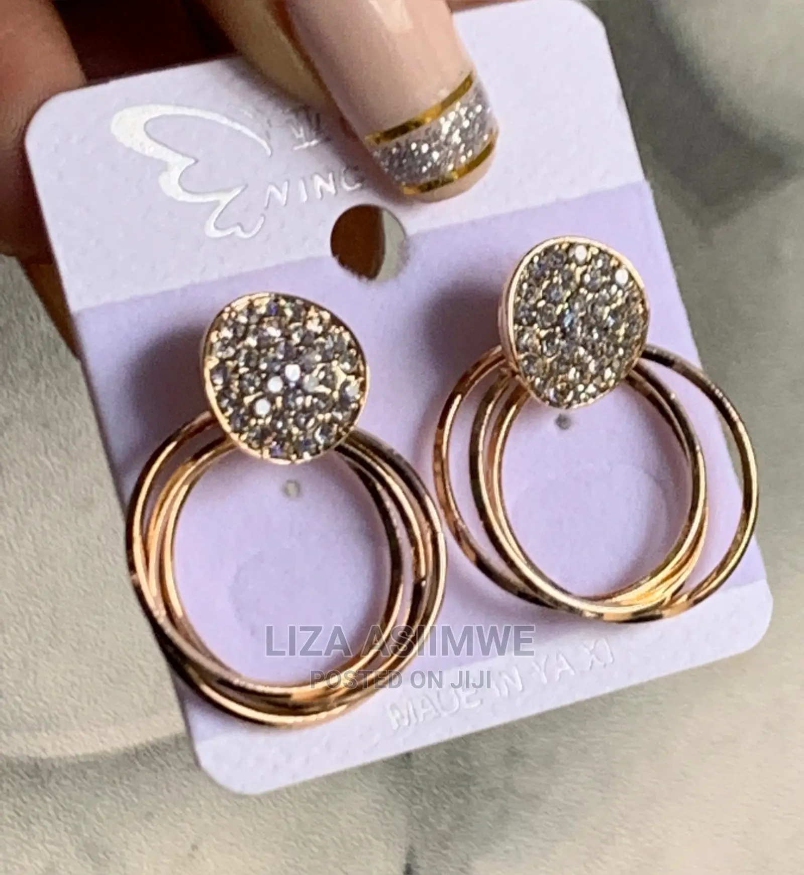Simple and Elegant Lady Earpins Available