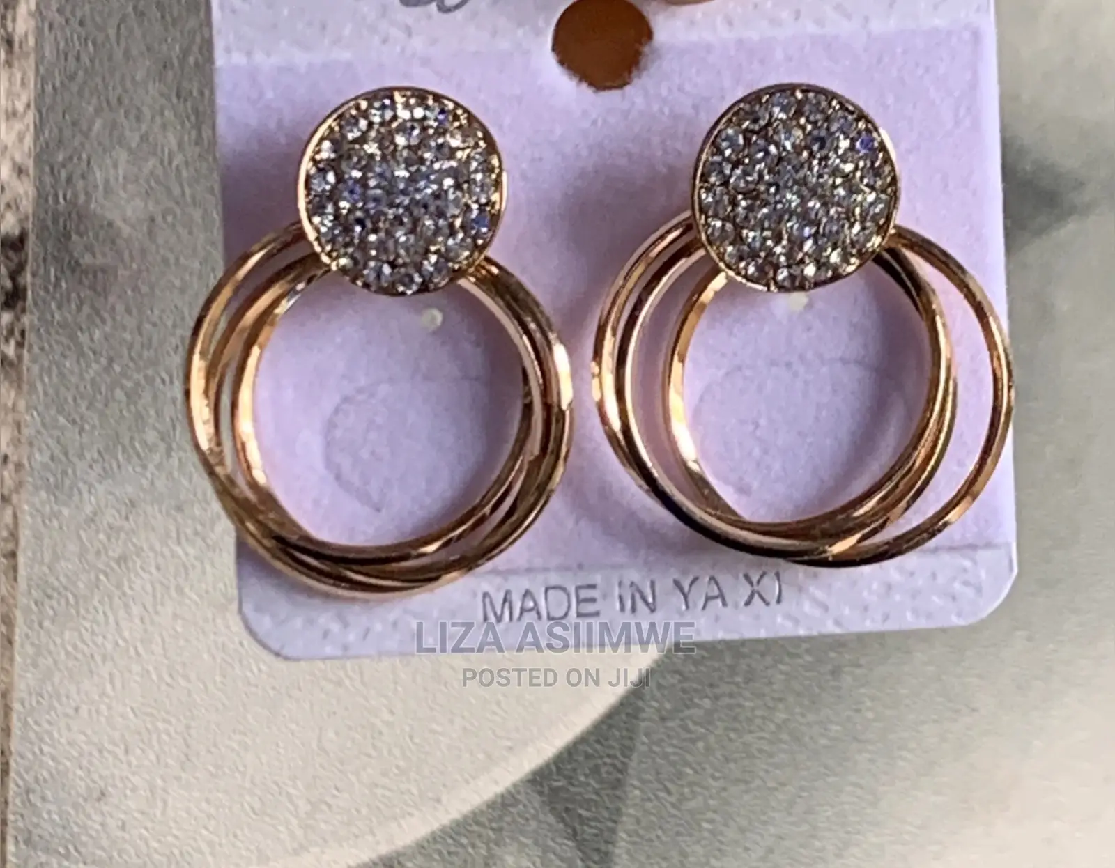 Simple and Elegant Lady Earpins Available