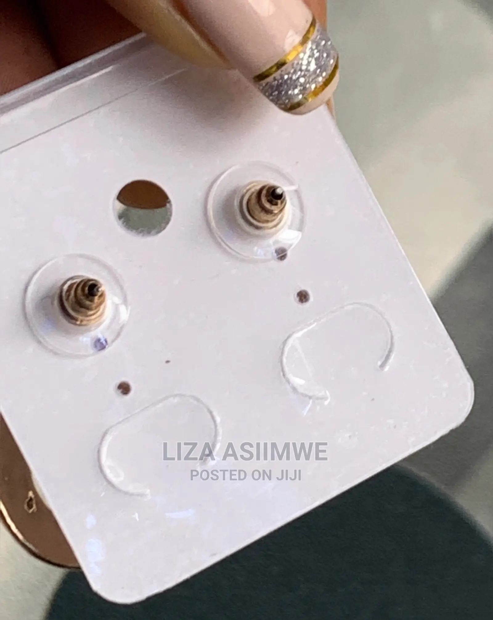 Simple and Unique Lady Earpins Available