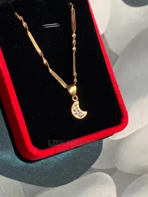Simple Lady Necklaces Available at Agood Affordable Price