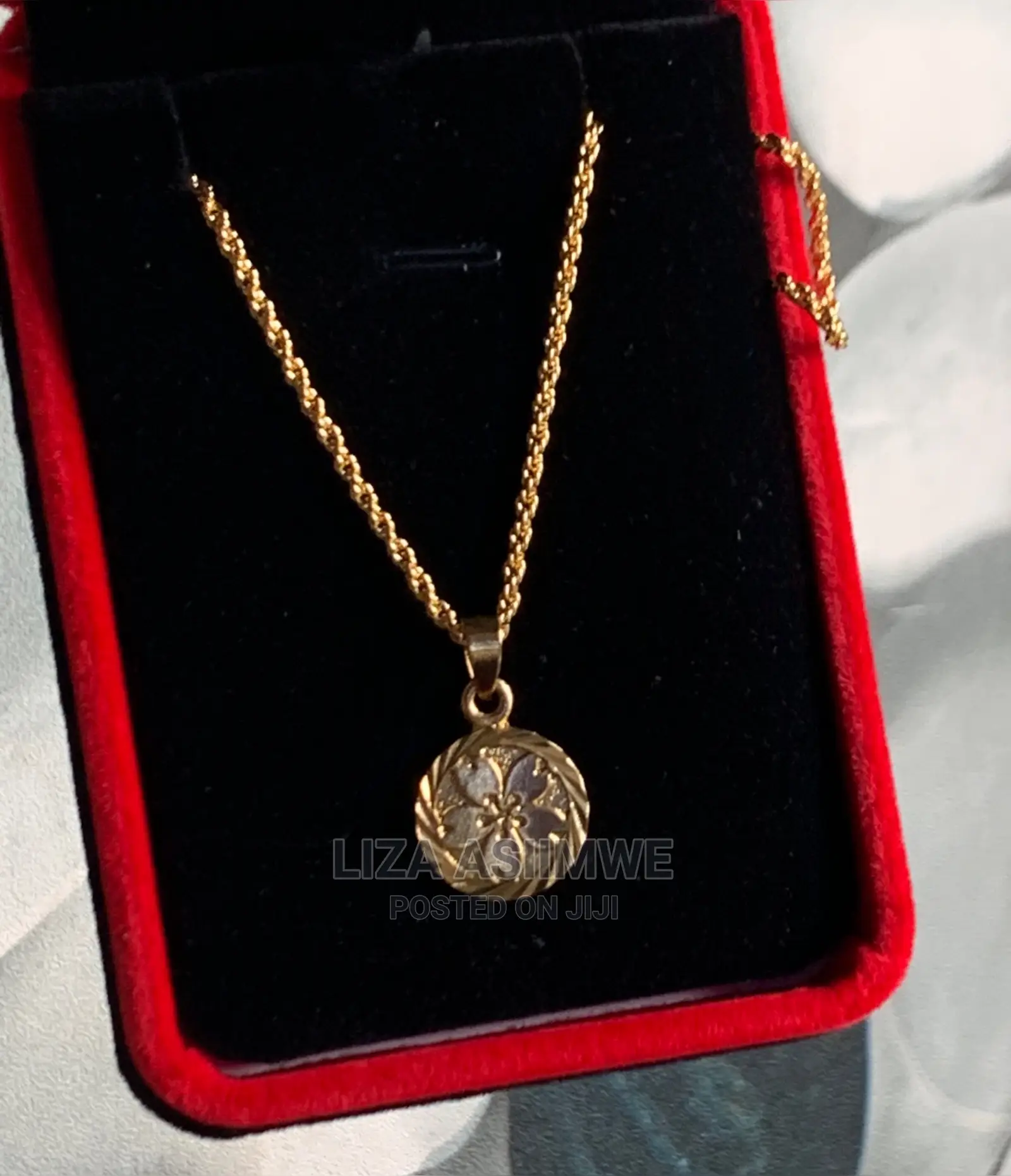 Simple Lady Necklaces Available