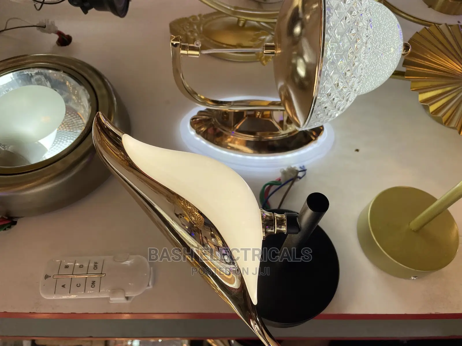 Wall Bracket Bird