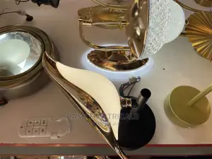 Wall Bracket Bird