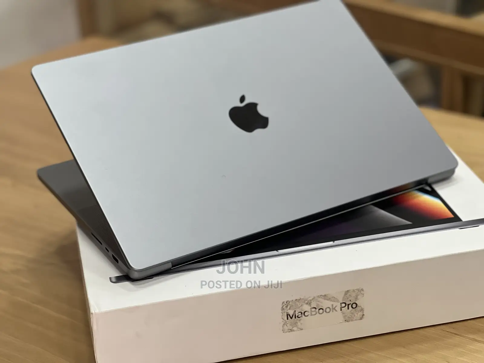 New Apple MacBook Pro 2021 M1 32GB Apple M1 Max SSHD (Hybrid) 512GB