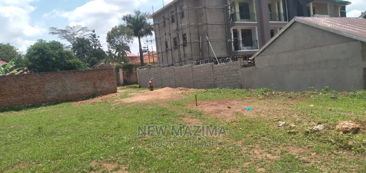 Very Beautiful Hot Plot Quicksale in Bunga Soya at Gd Price