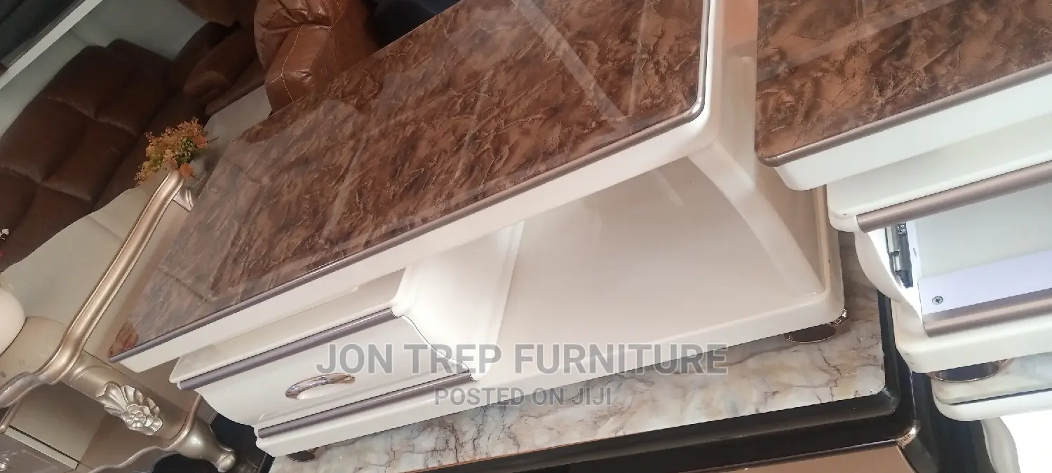 Center Table White