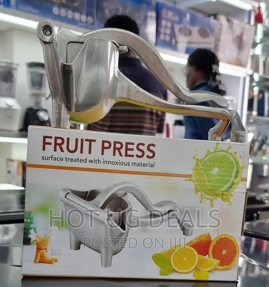 Manual Fruit Lemon Squeezer/ Extractor- Silver