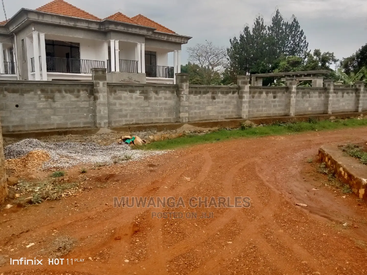 Plot of Land Sale at Kira Kimwanyi