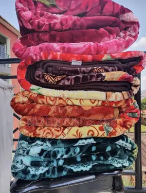 Classic Woolen Blankets