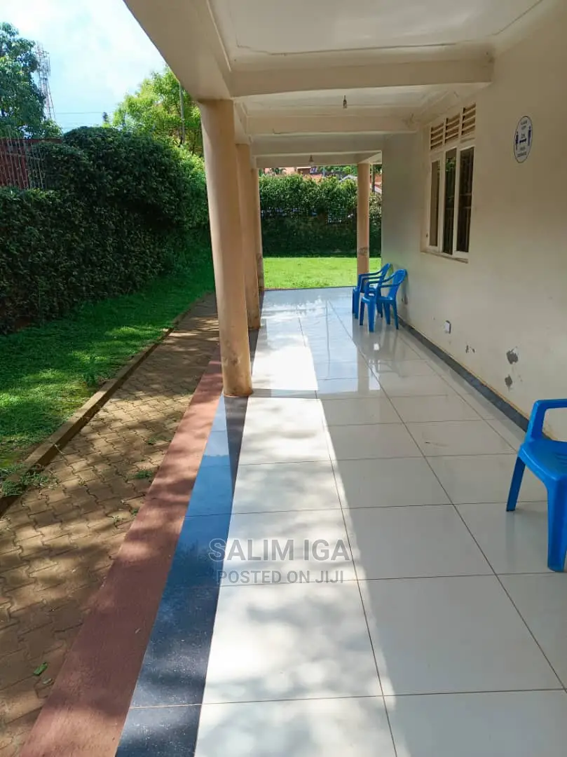 4bdrm Duplex in Kololo Property, Central Division for Rent