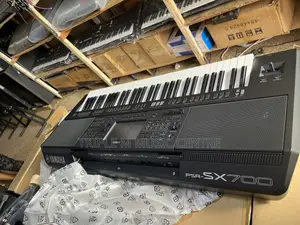 Yamaha Psr Sx700