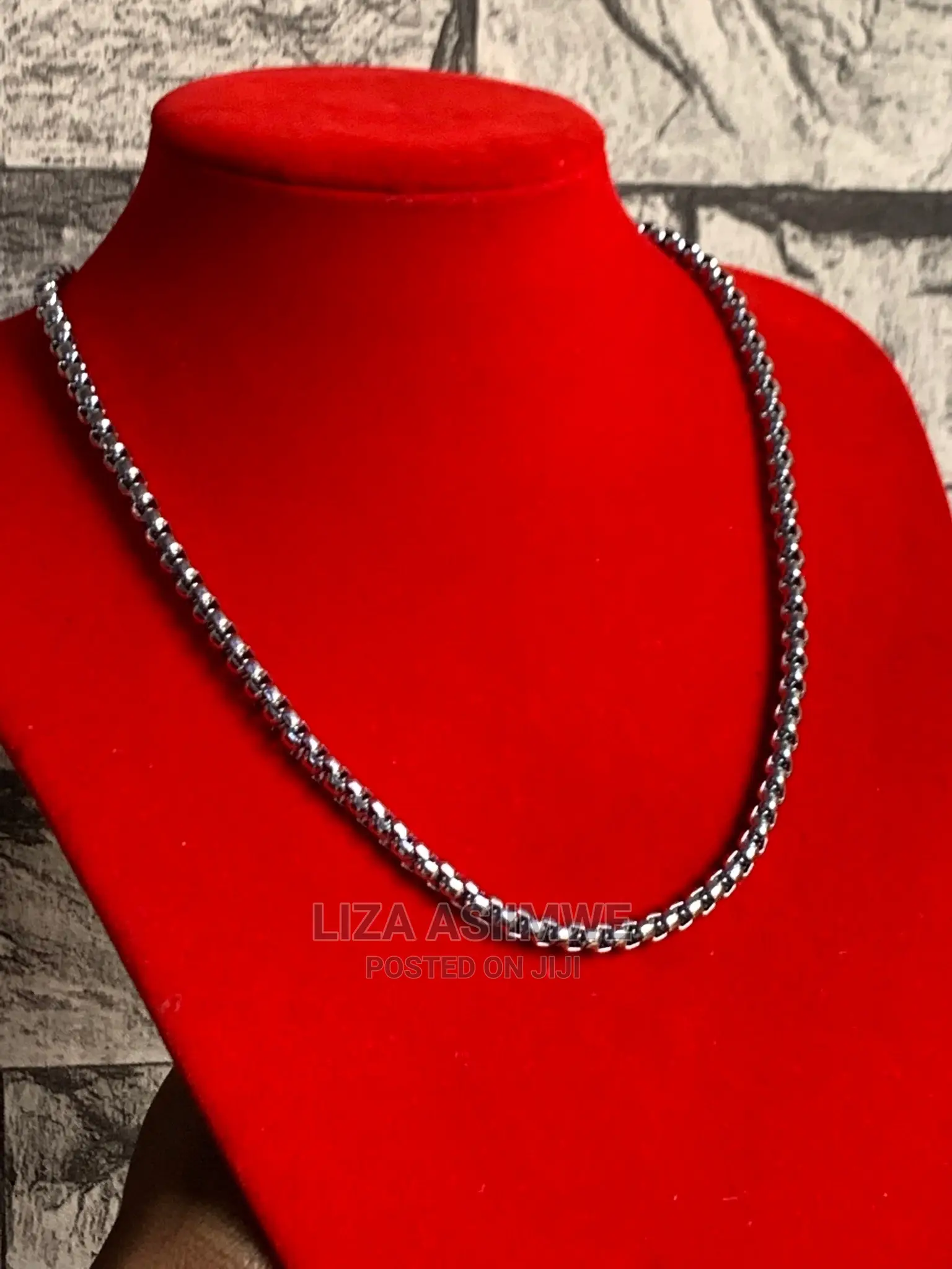 Men’S Simple Necklaces Available