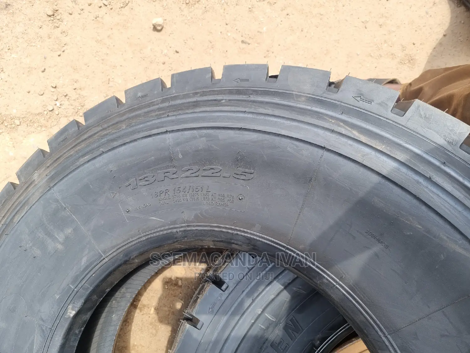 13r22.5 Tyres