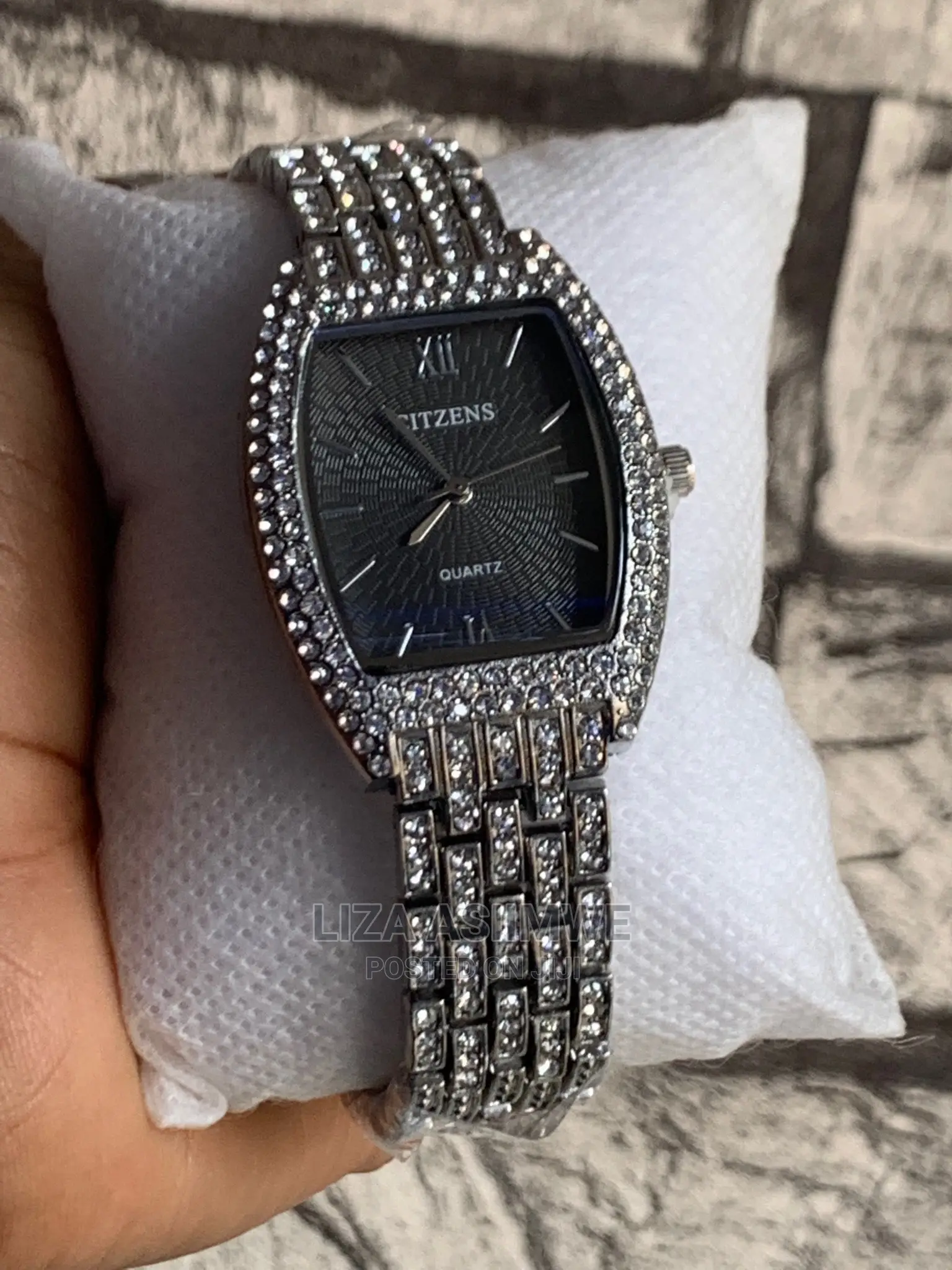Lady’S Watches Available at a Good and Affordable Price