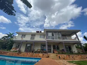 6bdrm Maisonette in Kitende Ntebe Rd, Division a for Sale