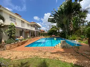 6bdrm Maisonette in Kitende Ntebe Rd, Division a for Sale