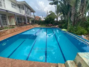 6bdrm Maisonette in Kitende Ntebe Rd, Division a for Sale