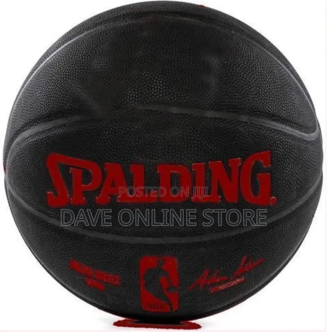 Spalding Street Outdoor Basketball – Black