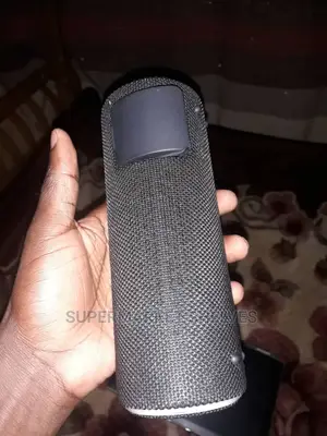 SONY Srs Xb21 With Nfc and Dust and Waterproof on Sale