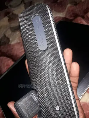 SONY Srs Xb21 With Nfc and Dust and Waterproof on Sale