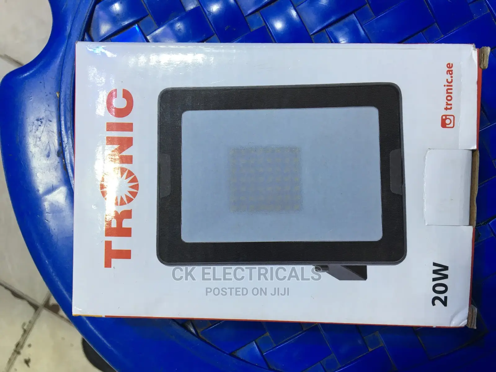 Flood Light 20watts(Outdoorlight) Warm White