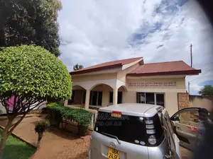 3bdrm Bungalow in Namasuba Ndejje, Division a for Sale