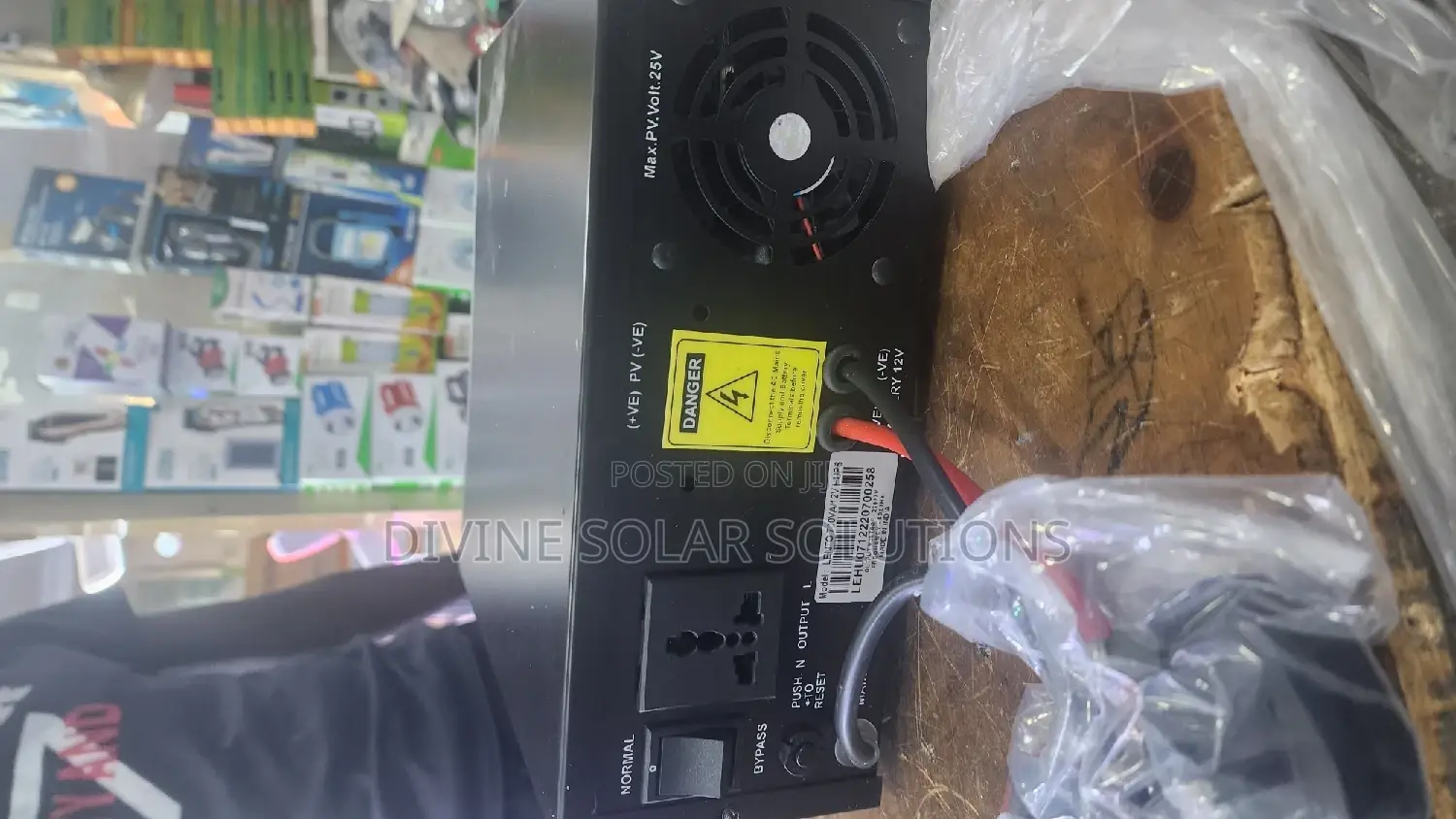 700w Pure Sine Wave Inverter