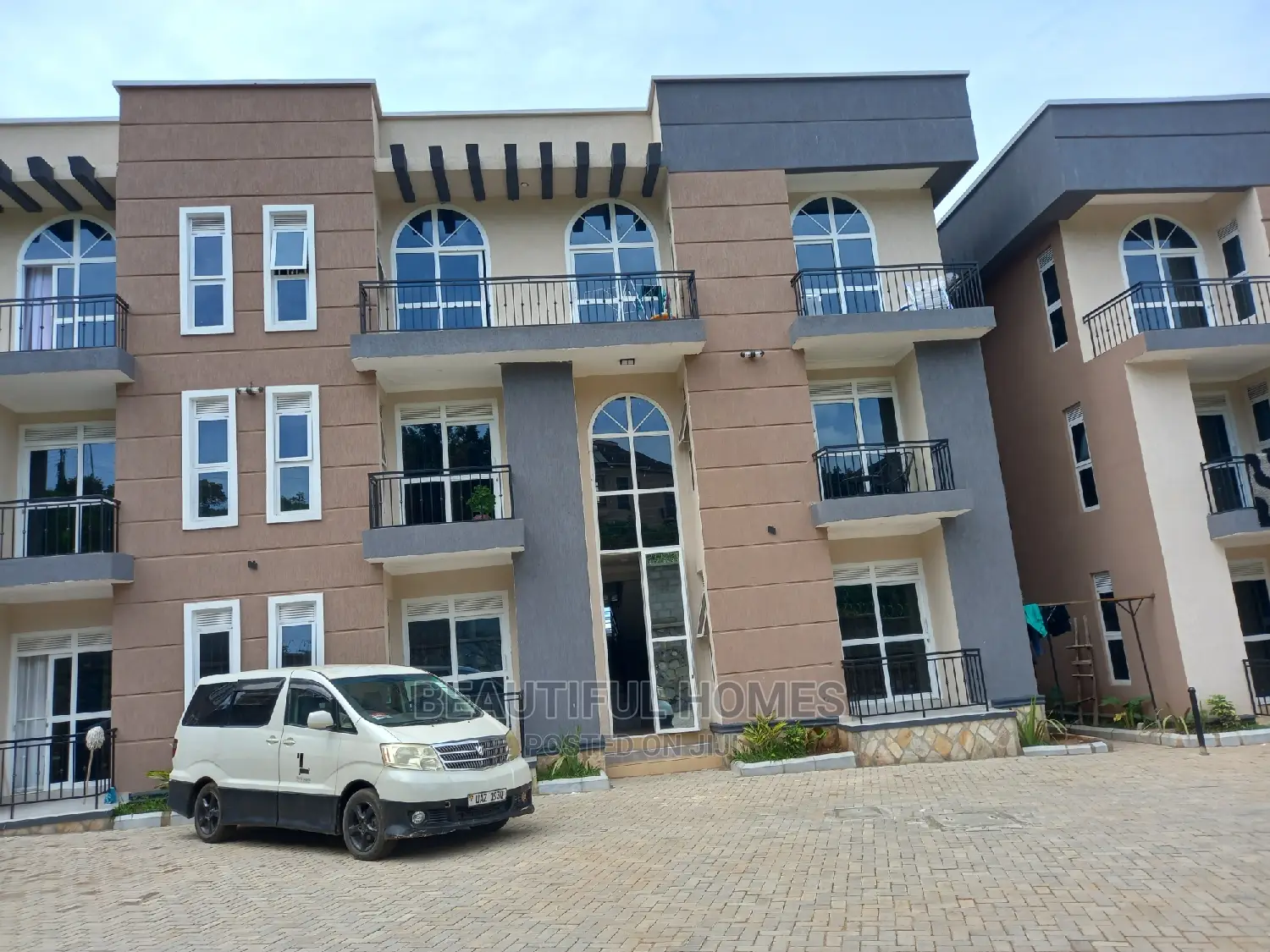 Furnished 1bdrm Block of Flats in Muyenga, Makindye for Sale