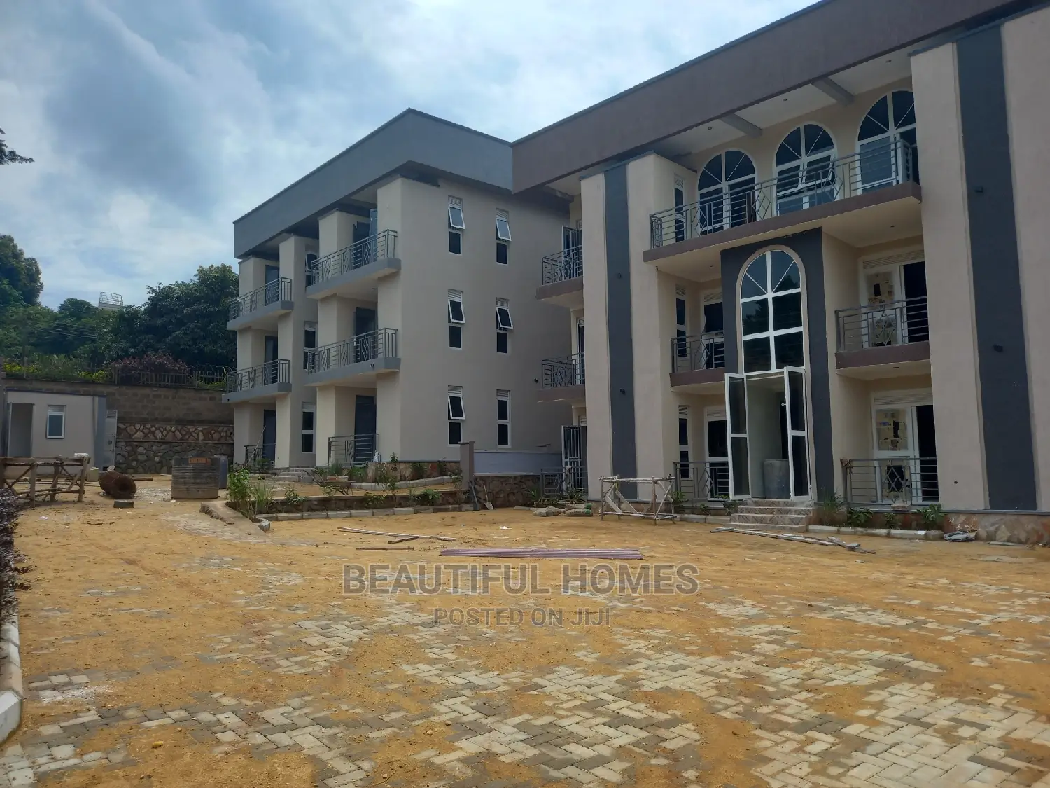 Furnished 2bdrm Block of Flats in Muyenga, Makindye for Sale