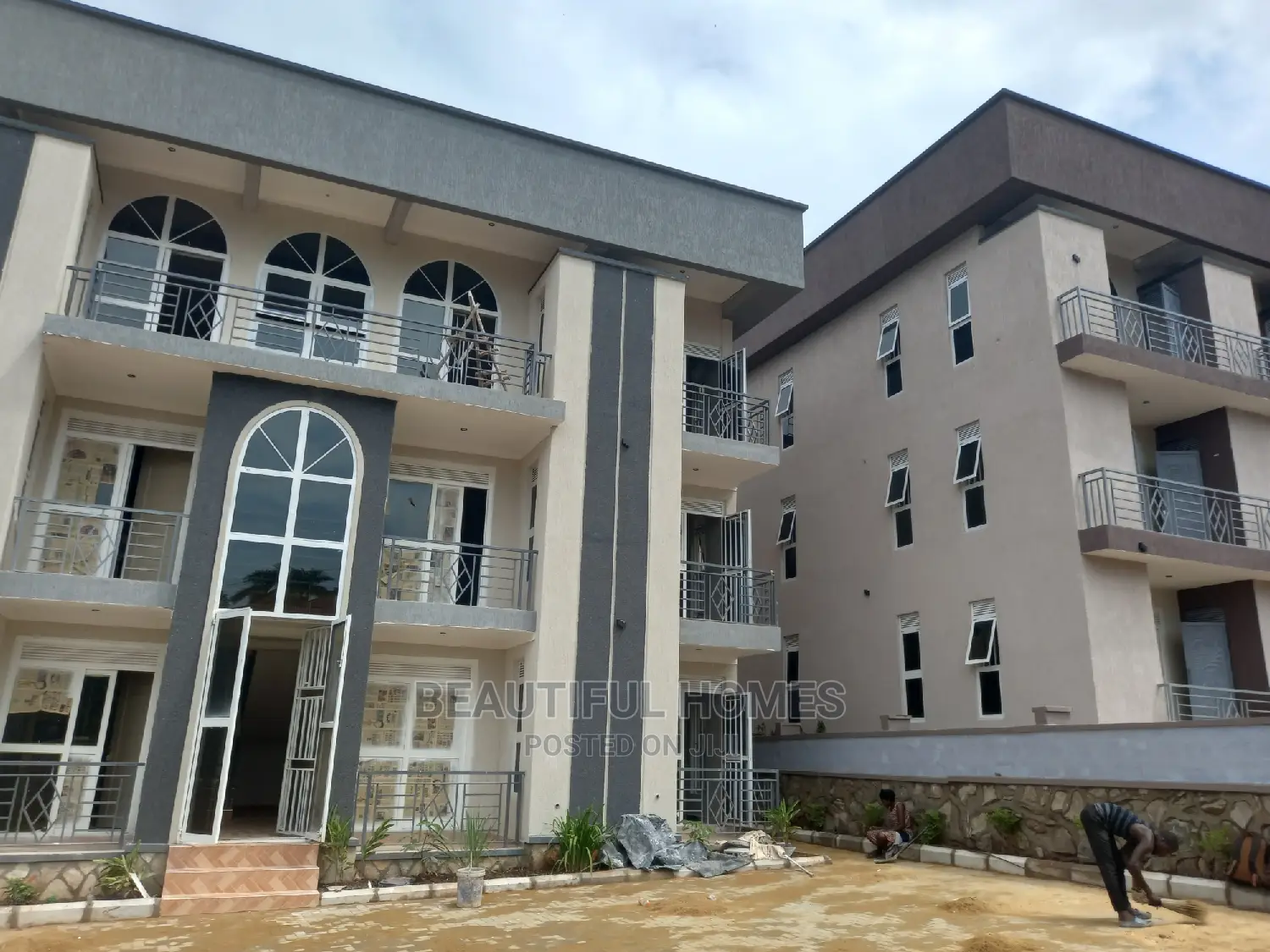 Furnished 2bdrm Apartment in Muyenga, Makindye for Sale