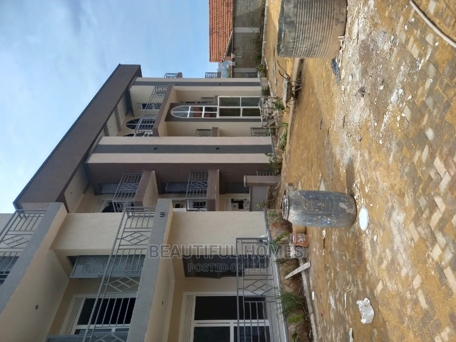 Furnished 2bdrm Block of Flats in Muyenga, Makindye for Sale