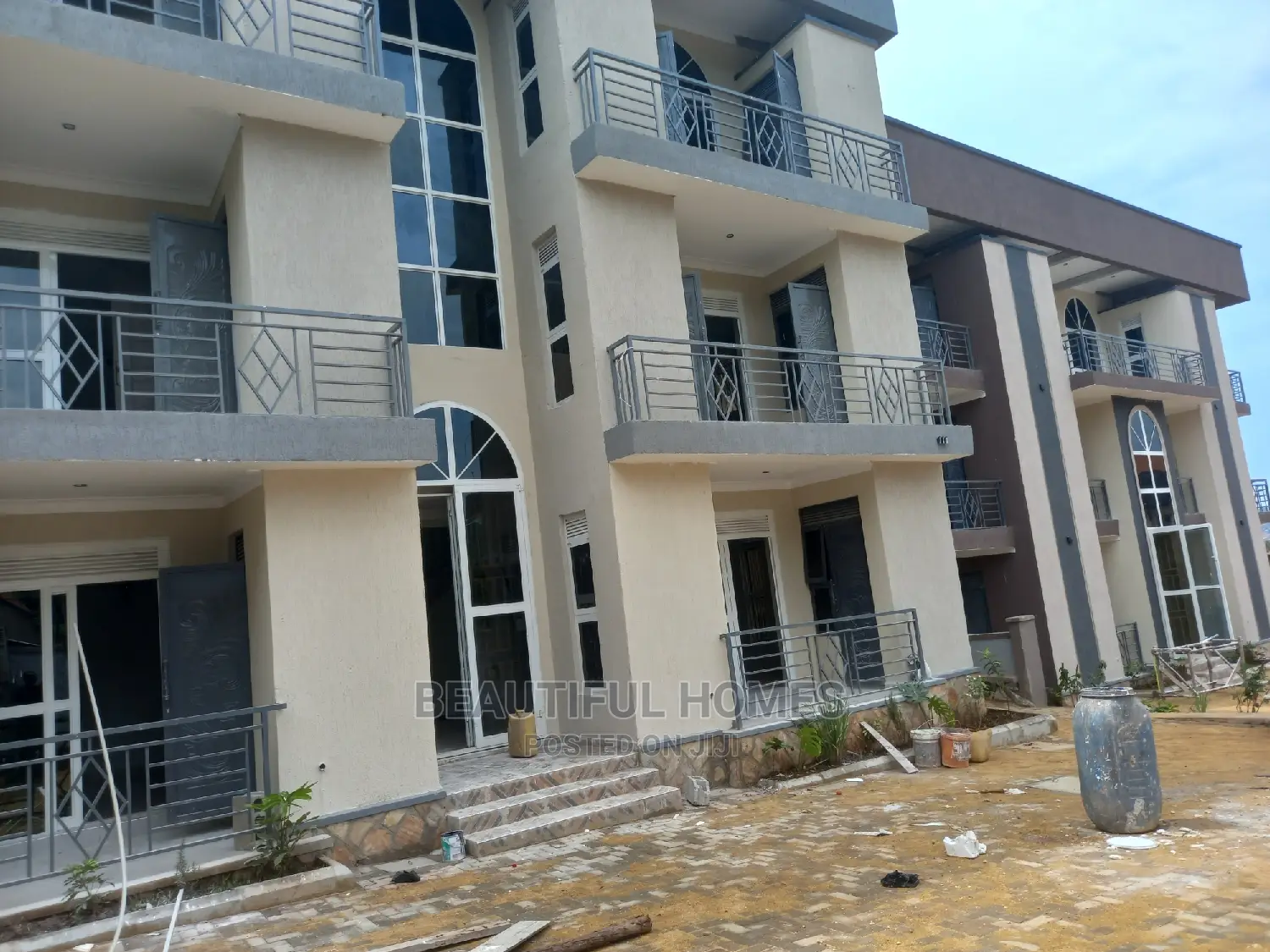 Furnished 2bdrm Apartment in Muyenga, Makindye for Sale