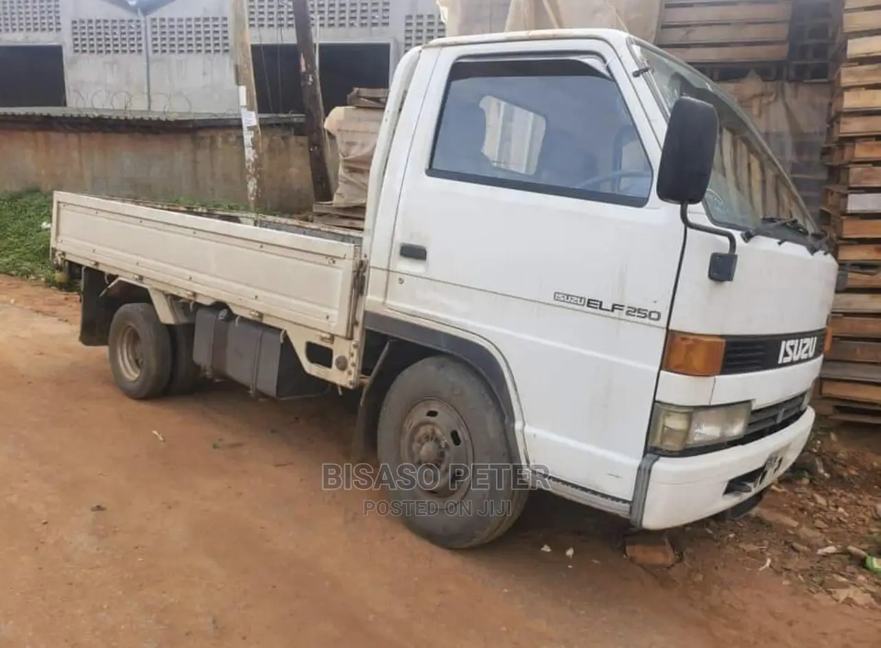 Isuzu Elf Truck