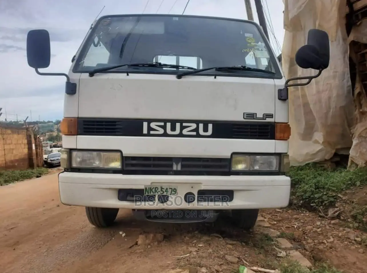 Isuzu Elf Truck