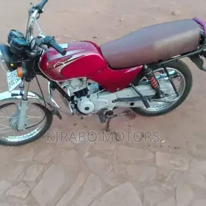 New Bajaj Boxer 2023 Silver
