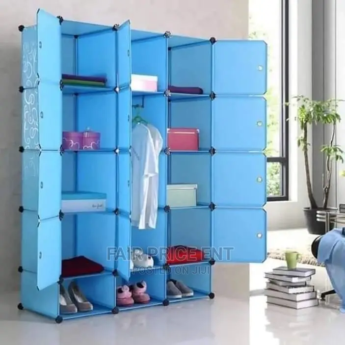 Plastic Closet in Three Columns ( Blue)
