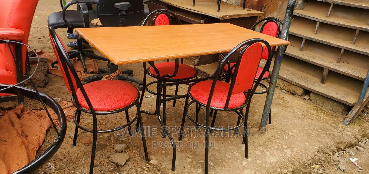 All Kinds of Office,Restaurant and Saloon Tables and Chairs