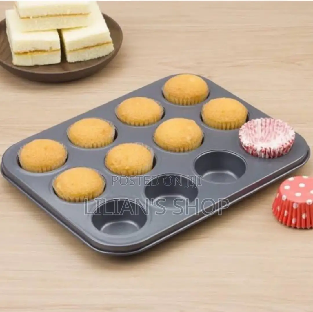 12 Holes Cake Baking Tray