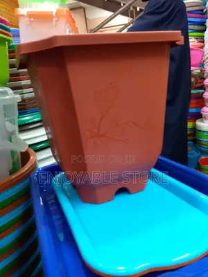 Flower Pots Square