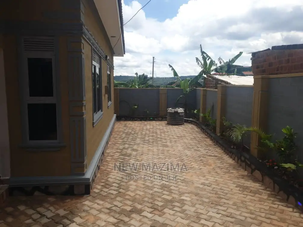 3bdrm Bungalow in Seguku Heights, Division a for Sale