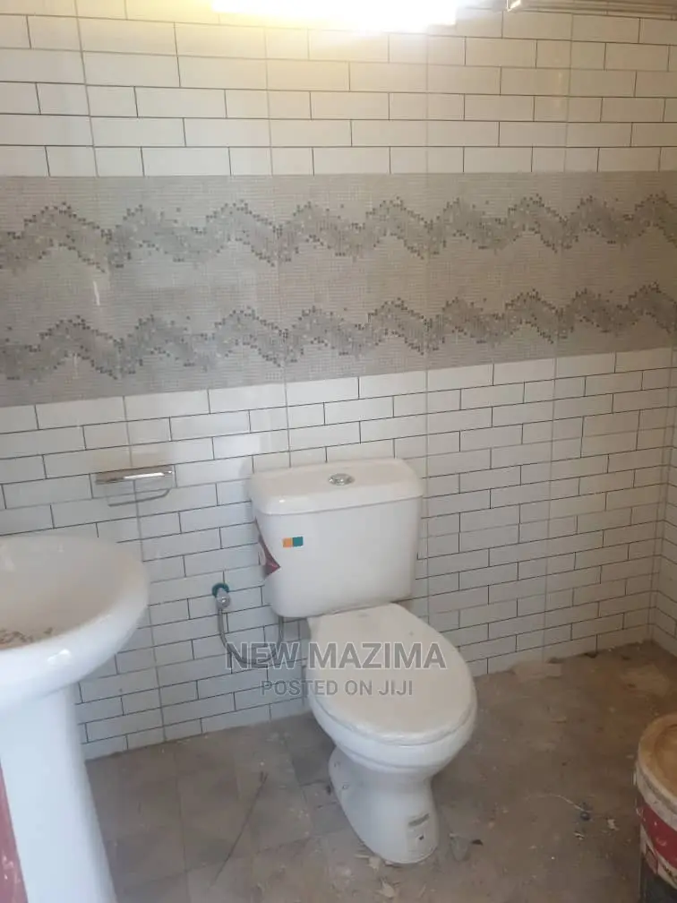 3bdrm Bungalow in Seguku Heights, Division a for Sale