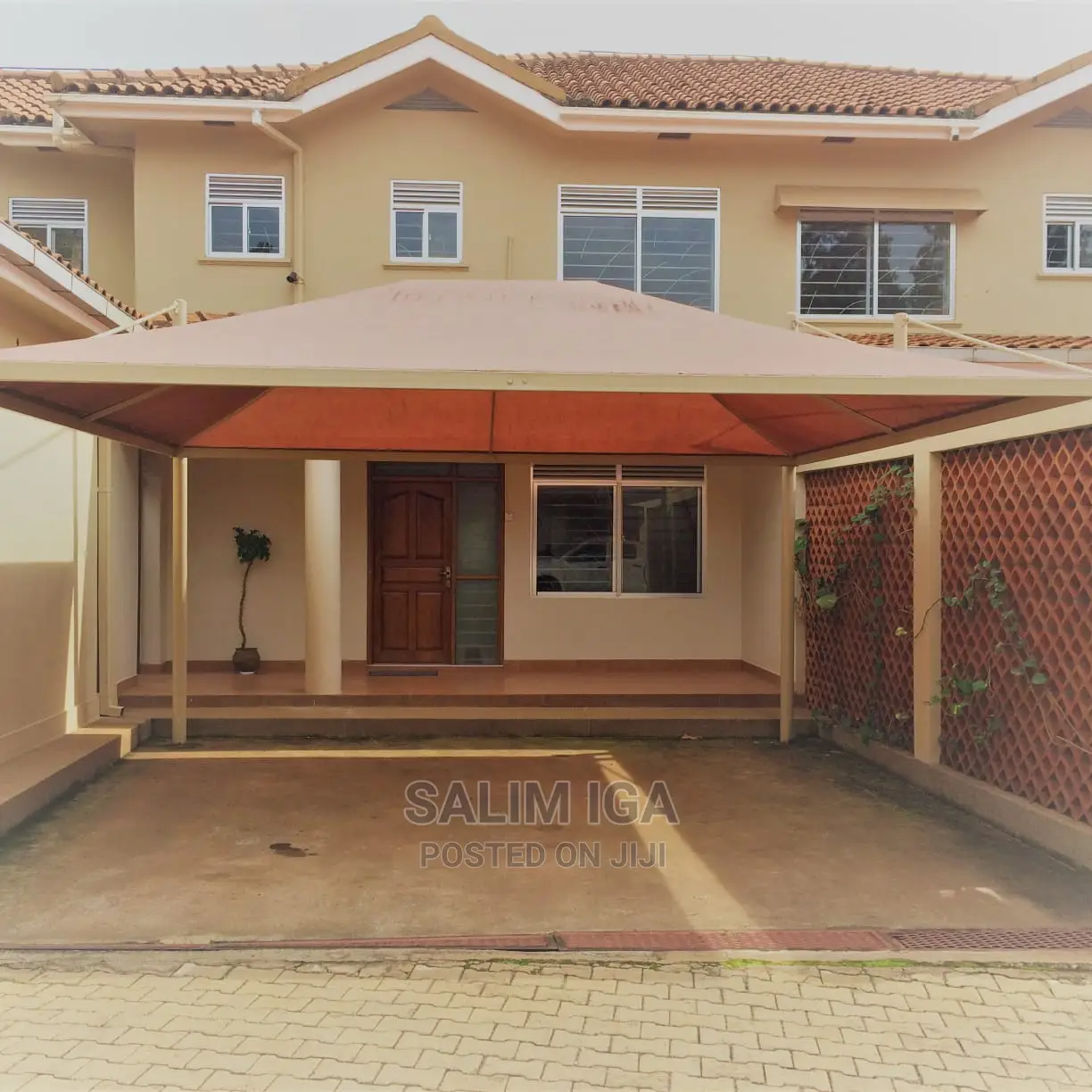 4bdrm Townhouse / Terrace in Kololo Property, Central Division
