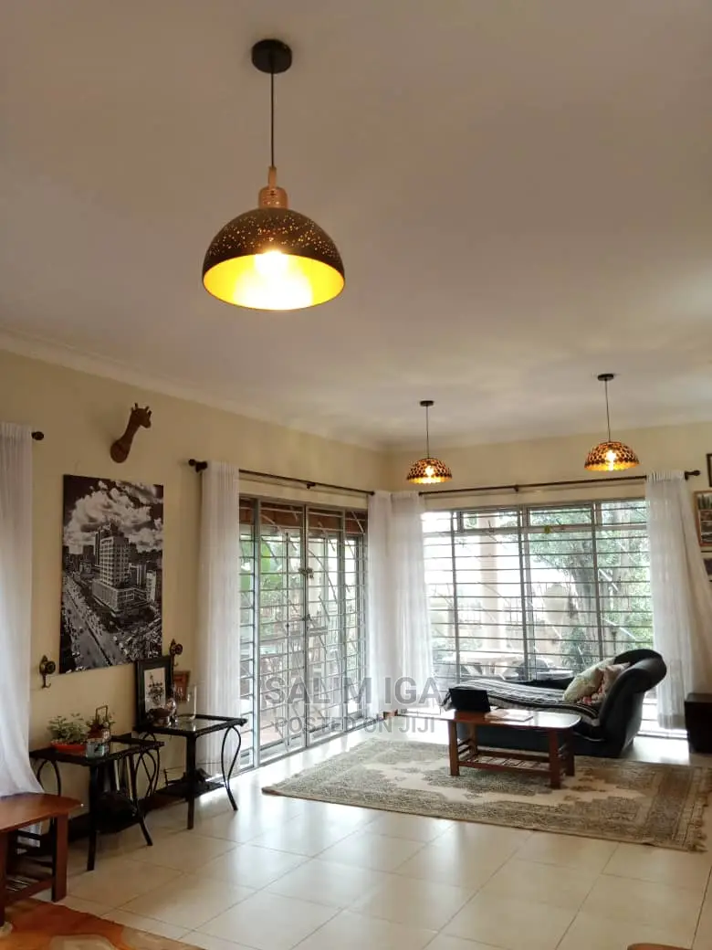 4bdrm Townhouse / Terrace in Kololo Property, Central Division