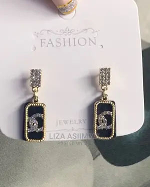 Simple and Classy Lady Earpins Available