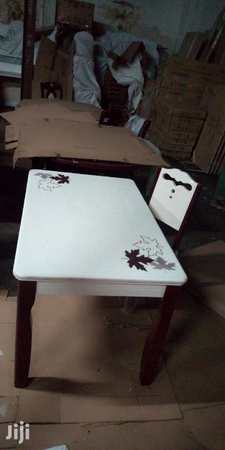 Marble Dinner Table 6seaters