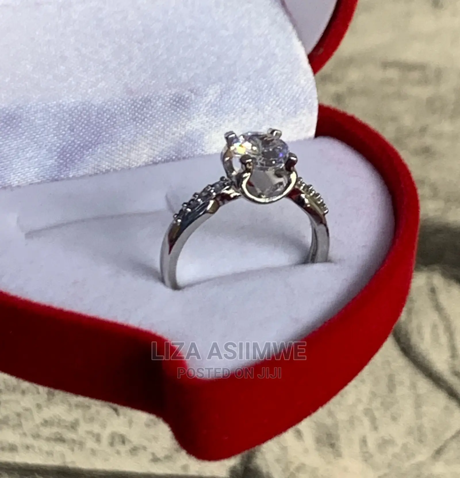 Engagement Rings Available at a Good and Affordable Price