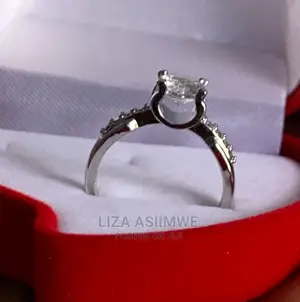 Engagement Rings Available at a Good and Affordable Price