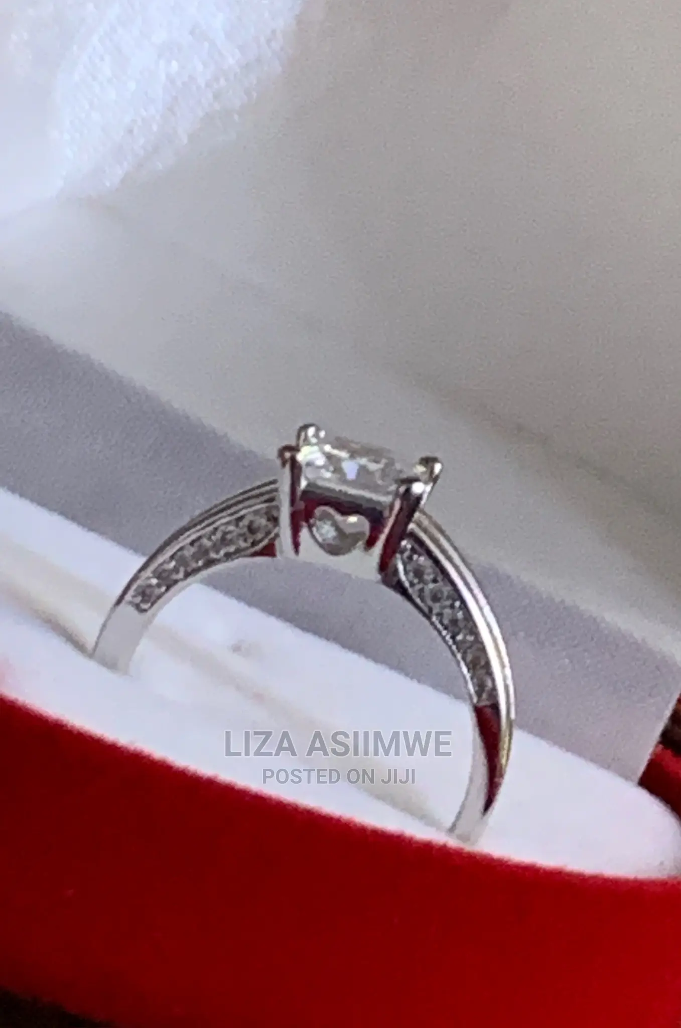 Engagement Rings Available at a Good and Affordable Price