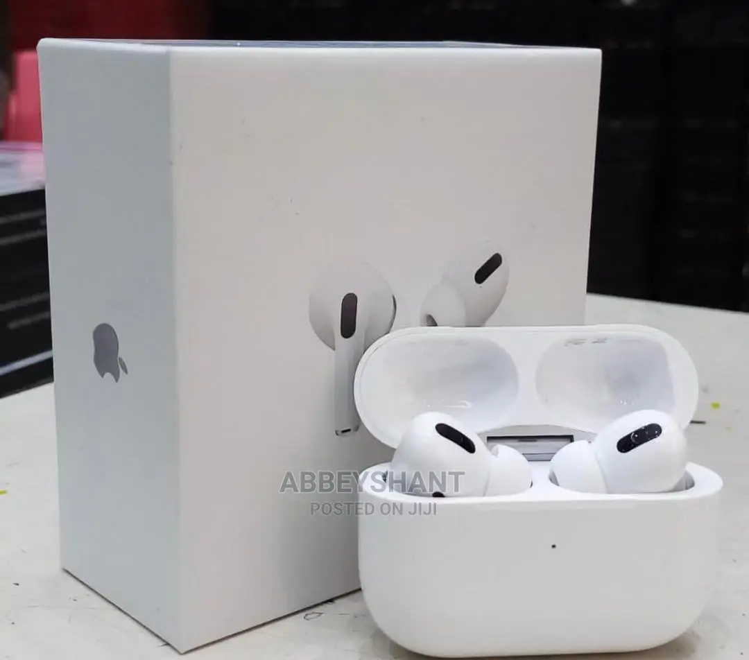 Apple Earbuds/ White Ear Buds- Apple Earbuds