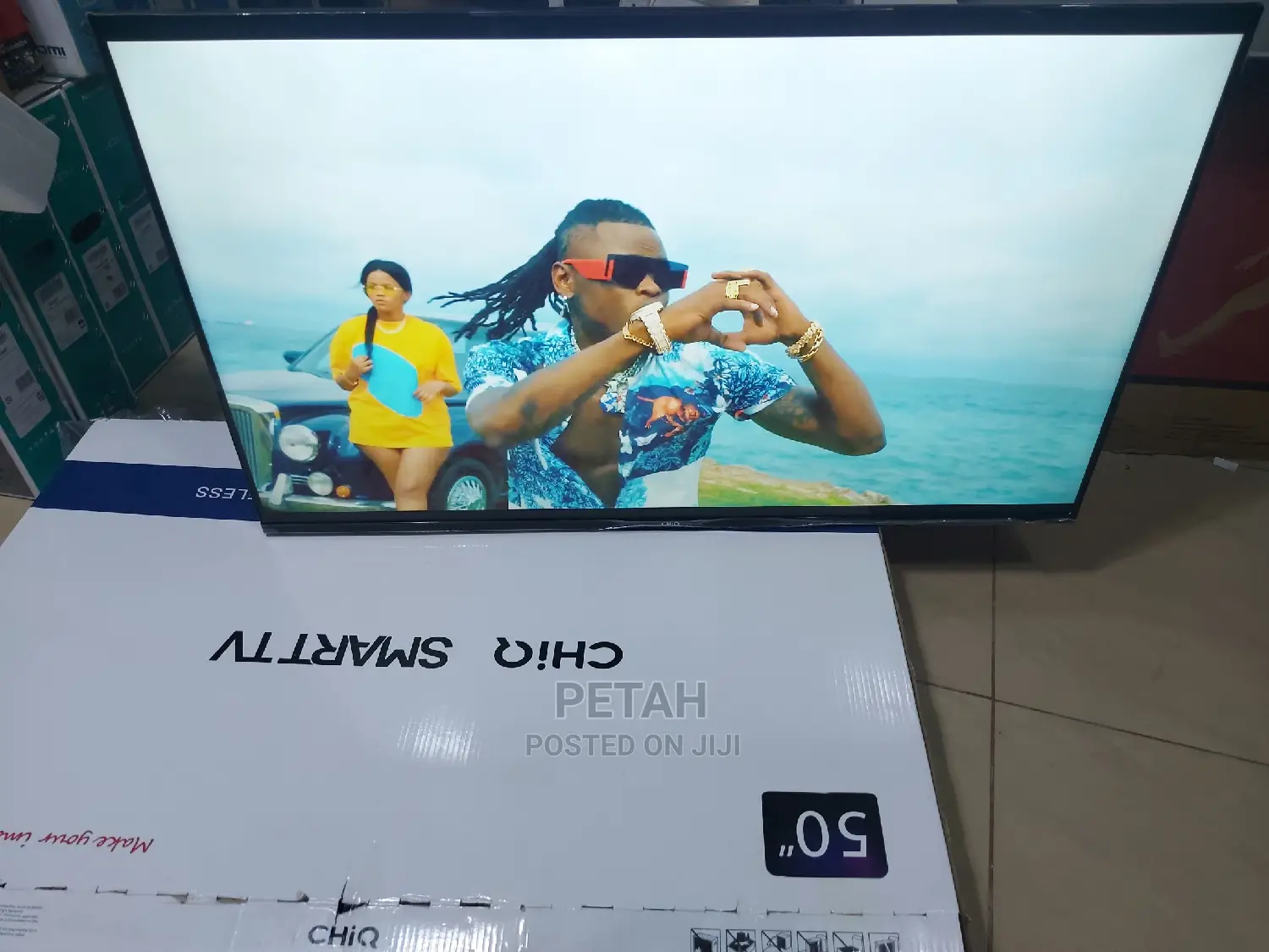 50 Chiq Smart Uhd Flat Screen Tv